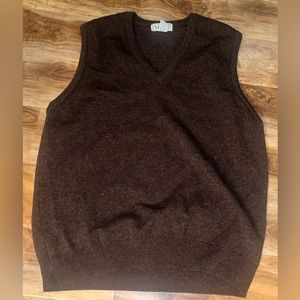 L.L. Bean Men's V-Neck Sweater Vest - Dark Brown
